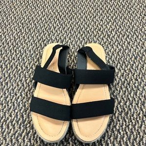 Use Madden Girl black sandals